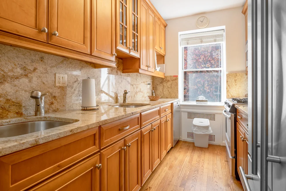 Unit for sale at 920 E 17TH Street, Brooklyn, NY 11230