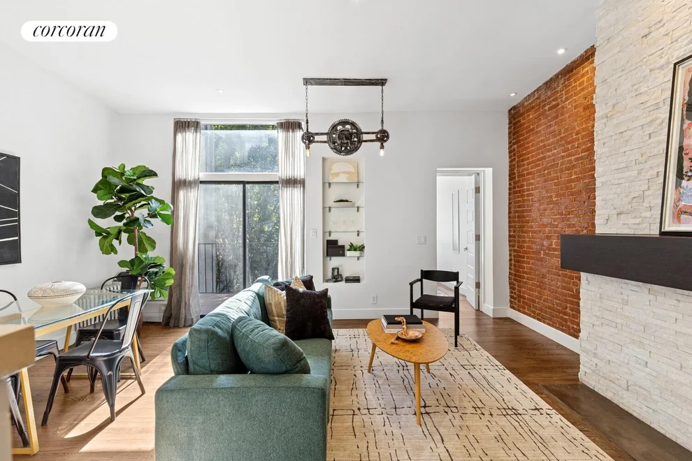 Unit for sale at 24 W 83RD Street, Manhattan, NY 10024
