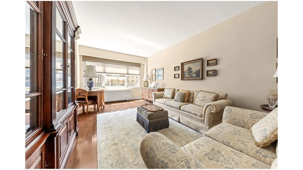 Unit for sale at 520 E 72ND Street, Manhattan, NY 10021