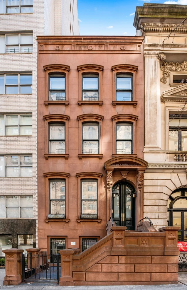 Unit for sale at 226 E 79th Street, Manhattan, NY 10075