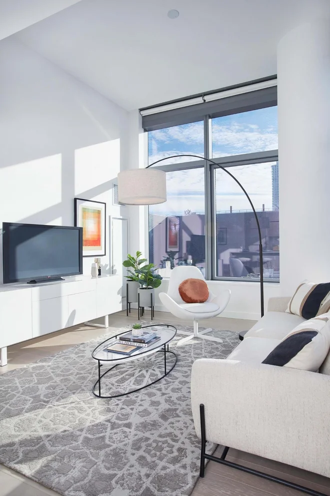 Unit for sale at 3 Court Square, Queens, NY 11101