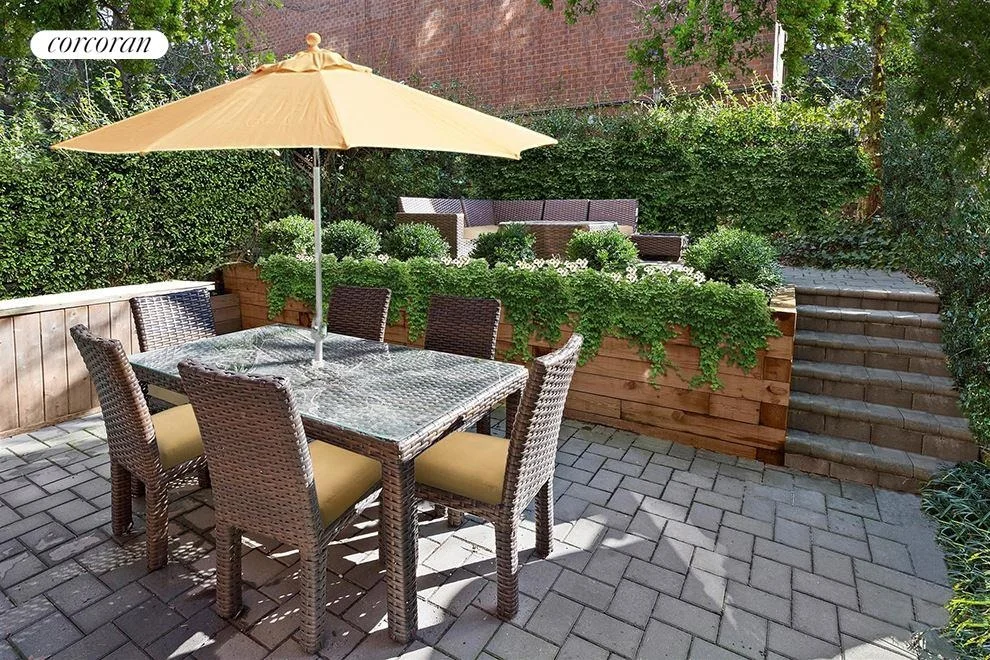 Unit for sale at 129 Barrow Street, Manhattan, NY 10014