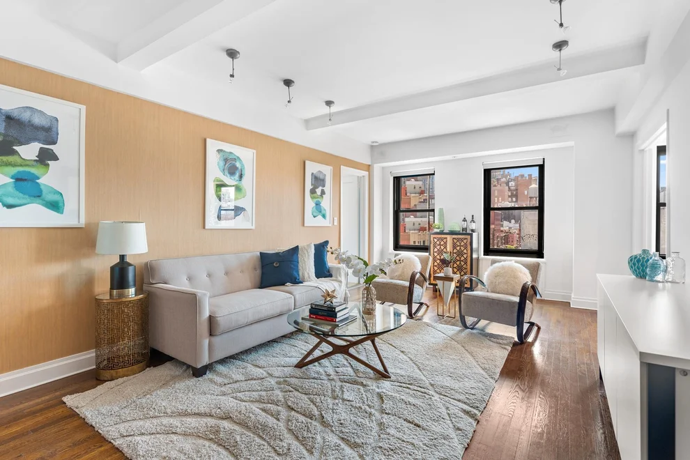 Unit for sale at 300 W 23RD Street, Manhattan, NY 10011