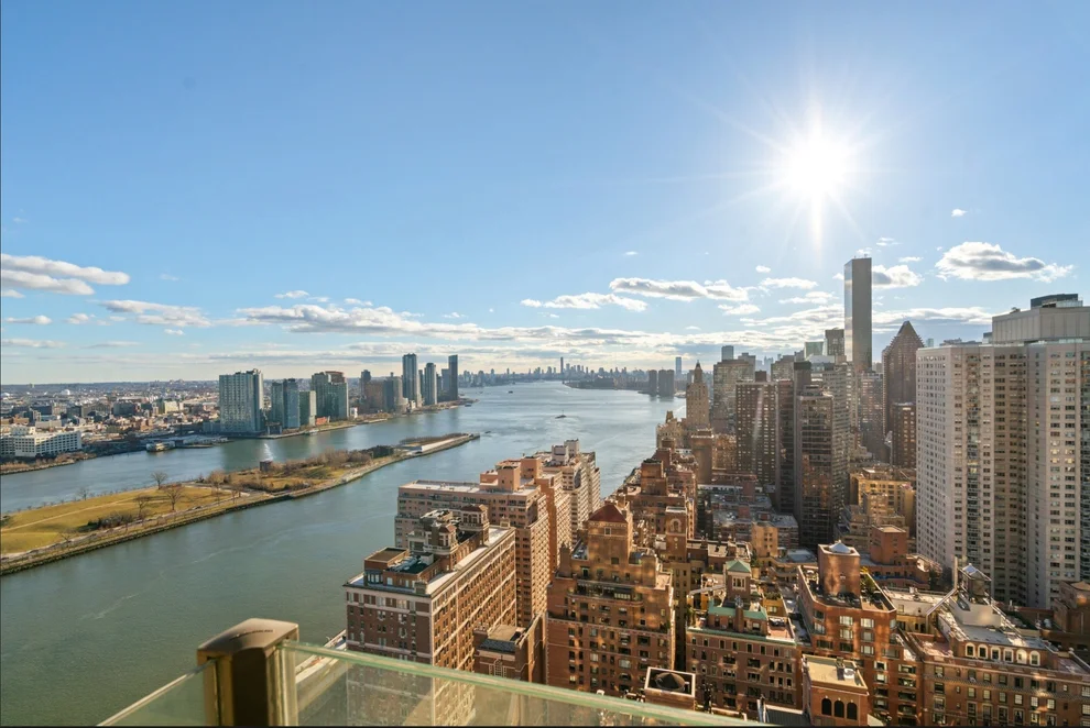 Unit for sale at 425 E 58th Street, Manhattan, NY 10022