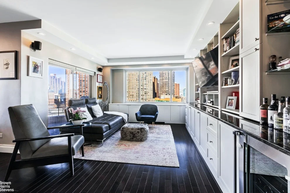 Unit for sale at 200 E END Avenue, Manhattan, NY 10128