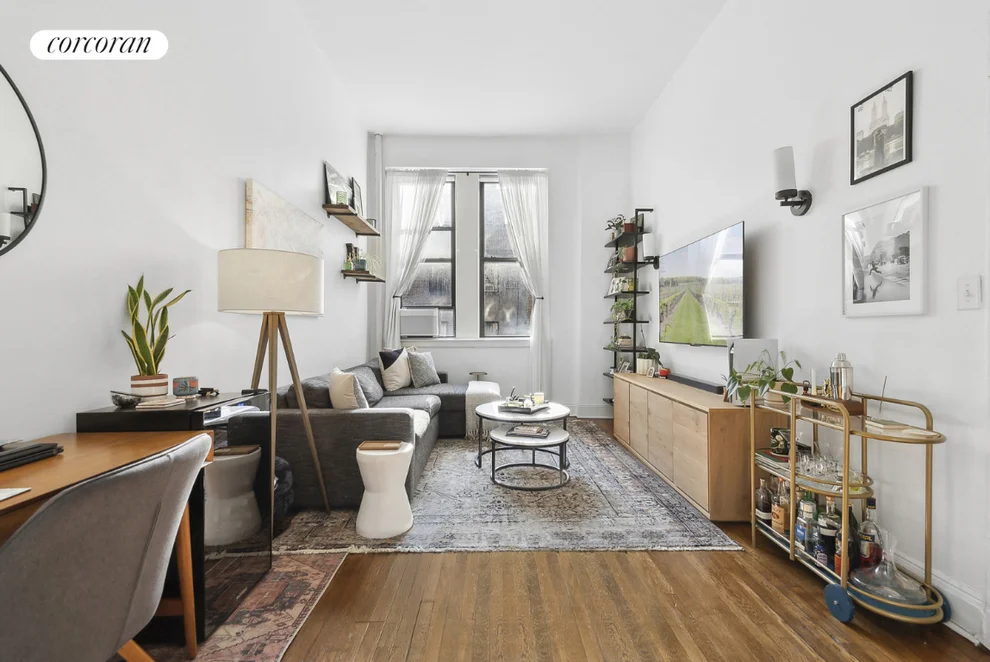 Unit for sale at 54 W 74TH Street, Manhattan, NY 10023