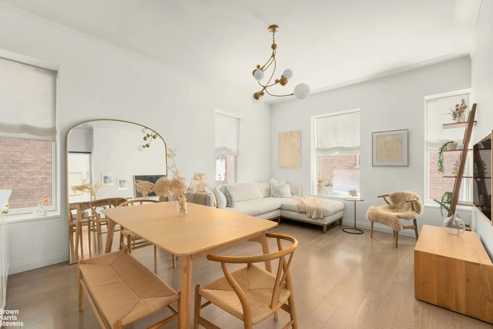 Unit for sale at 350 W 71ST Street, Manhattan, NY 10023