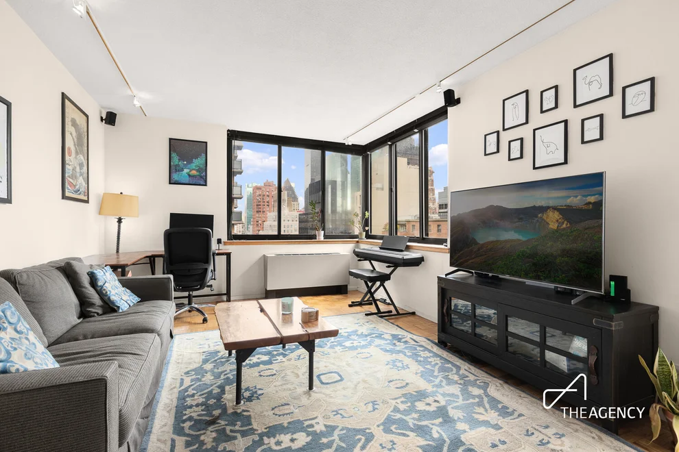 Unit for sale at 250 E 40TH Street, Manhattan, NY 10016