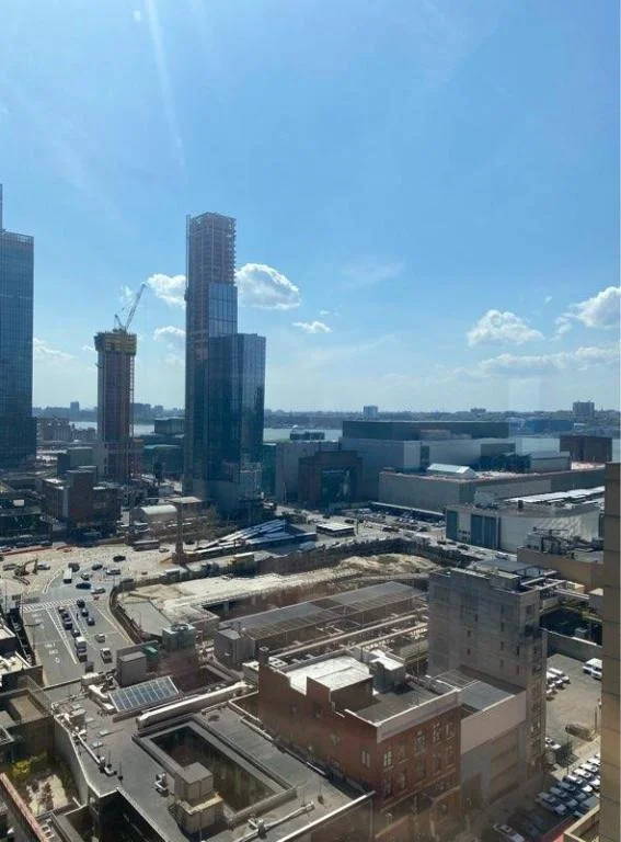 Unit for sale at 500 W 43rd Street, Manhattan, NY 10036