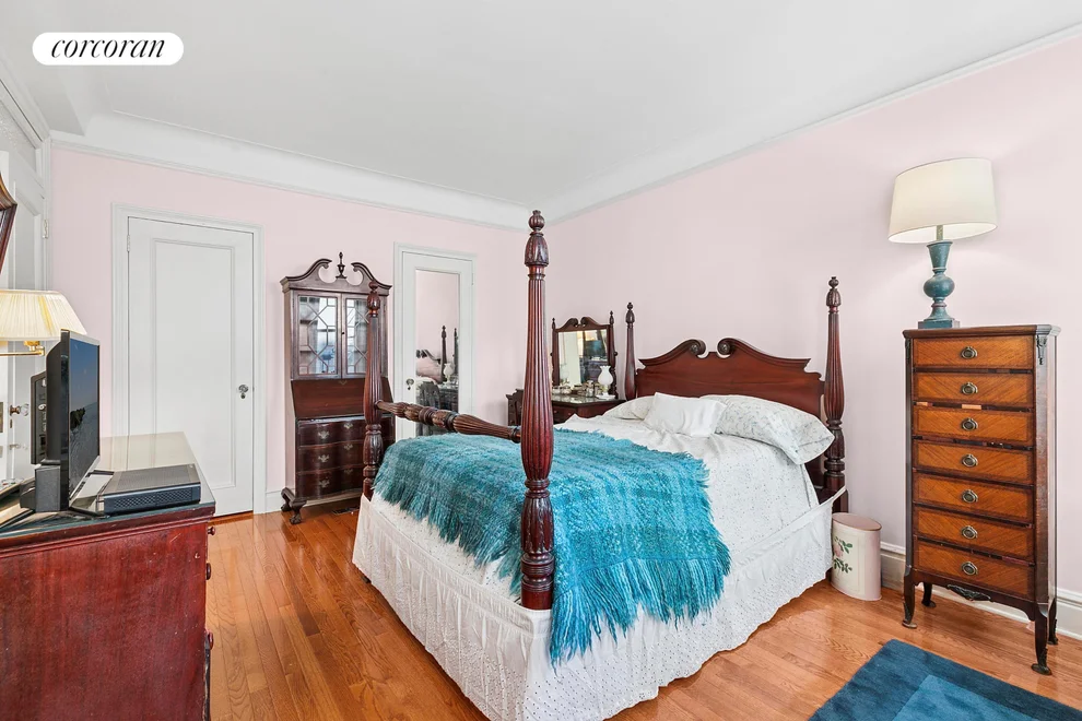 Unit for sale at 17 E 89TH Street, Manhattan, NY 10128