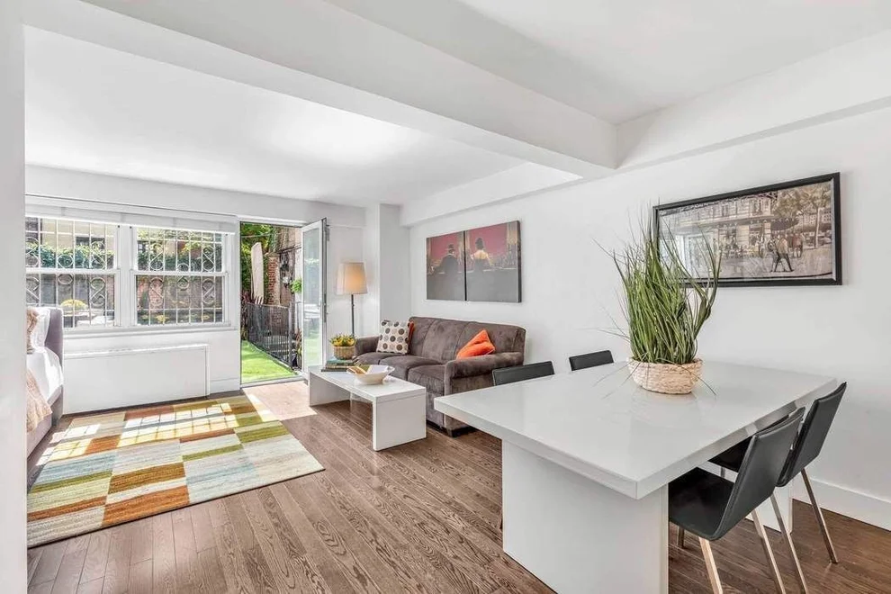 Unit for sale at 210 E 63rd Street, Manhattan, NY 10065