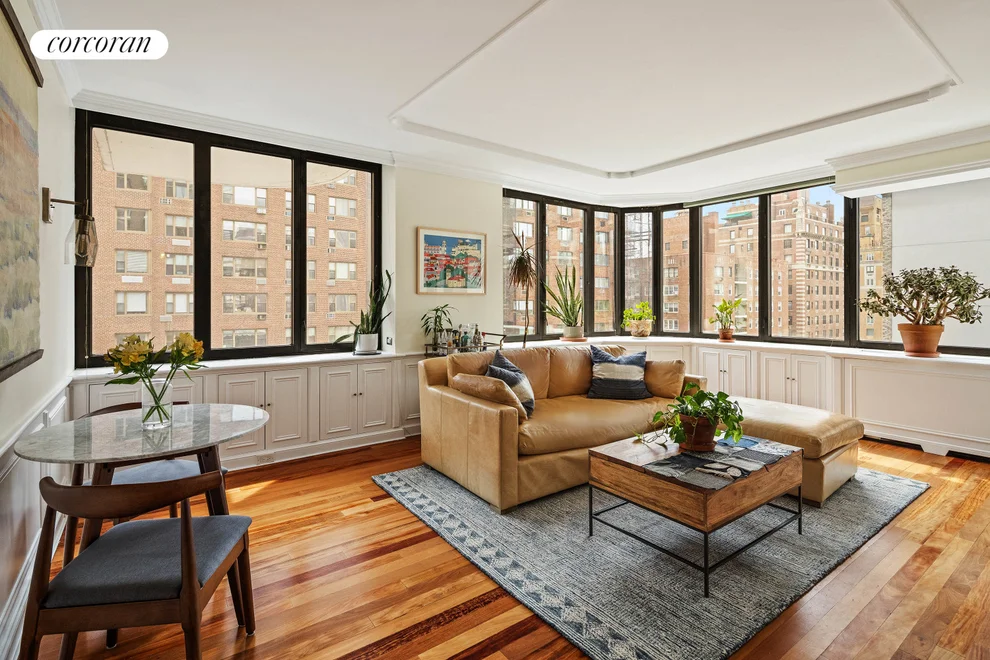 Unit for sale at 52 E END Avenue, Manhattan, NY 10028