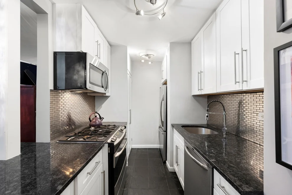 Unit for sale at 196 E 75TH Street, Manhattan, NY 10021