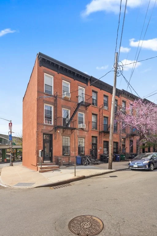 Unit for sale at 664 Henry Street, Brooklyn, NY 11231