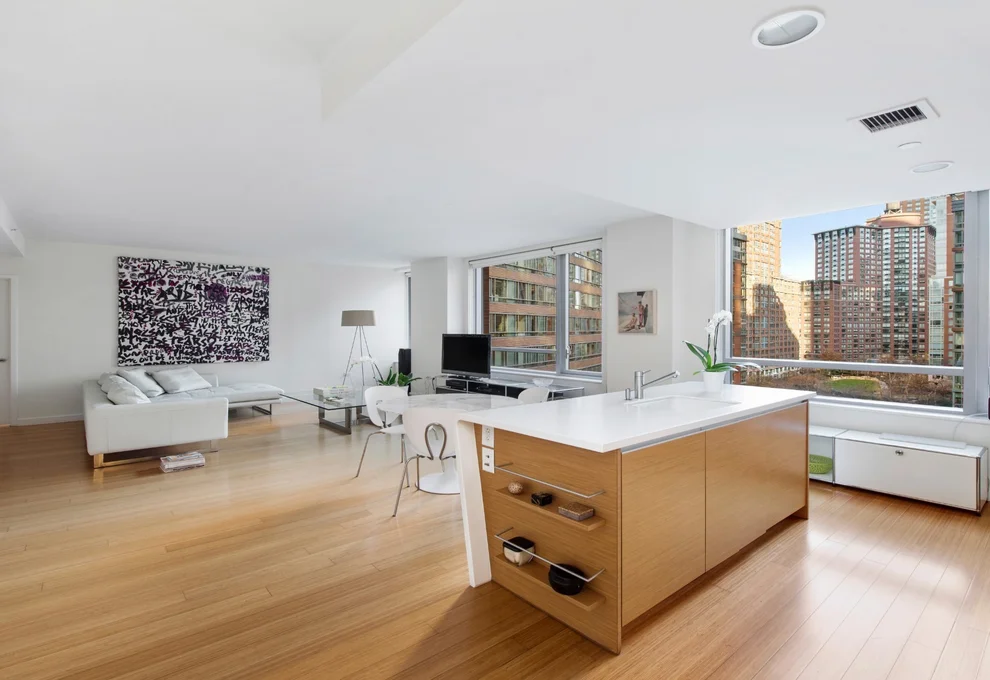 Unit for sale at 2 River Terrace, Manhattan, NY 10282