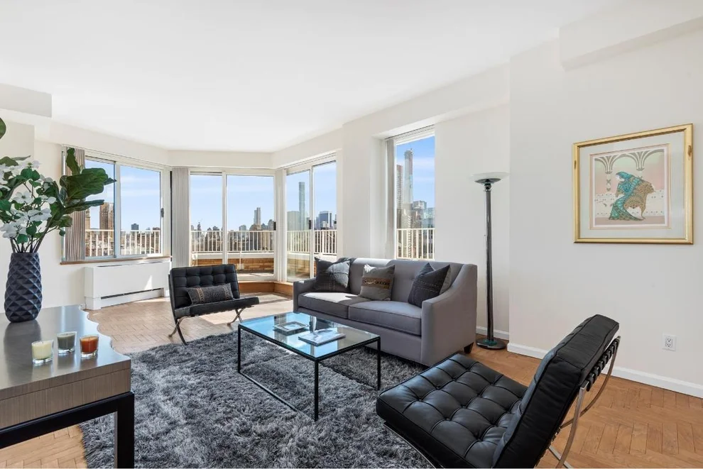 Unit for sale at 201 W 72nd Street, Manhattan, NY 10023