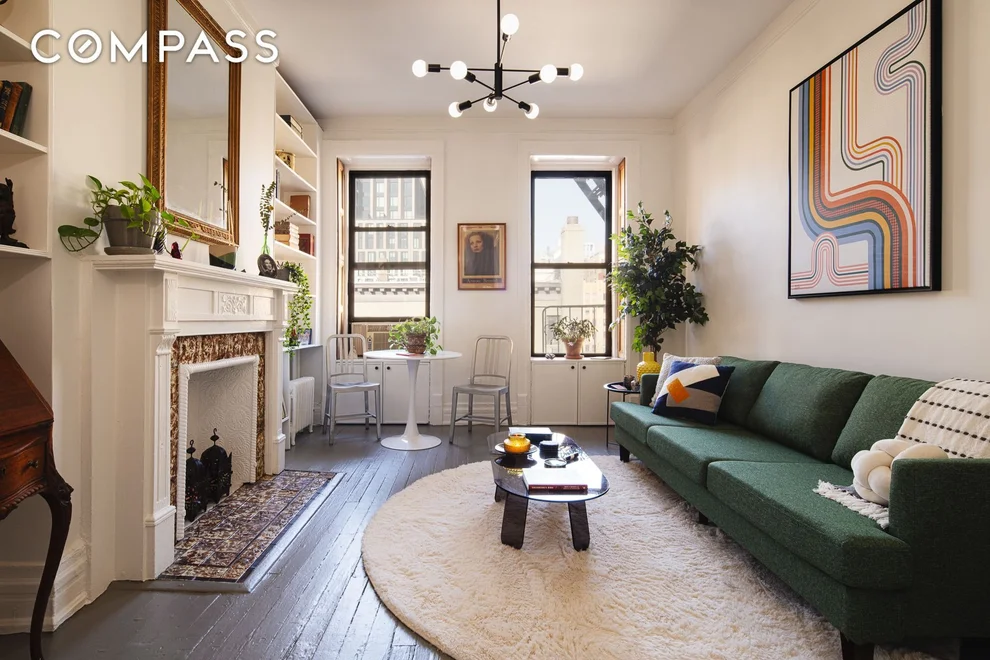 Unit for sale at 264 W 22nd Street, Manhattan, NY 10011