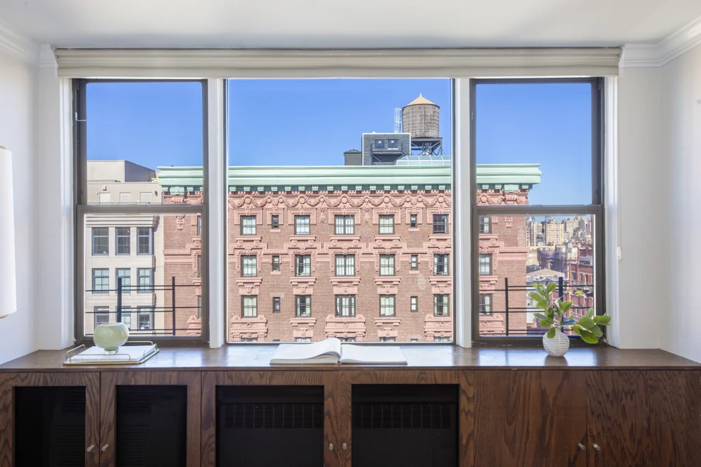 Unit for sale at 200 W 79th Street, Manhattan, NY 10024