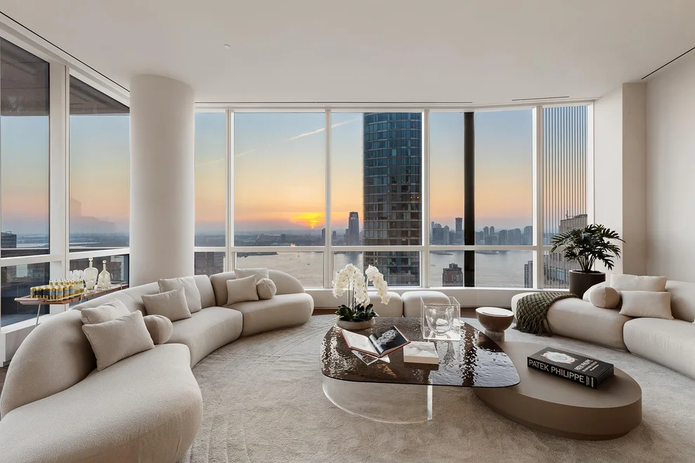 Unit for sale at 77 Greenwich Street, Manhattan, NY 10006