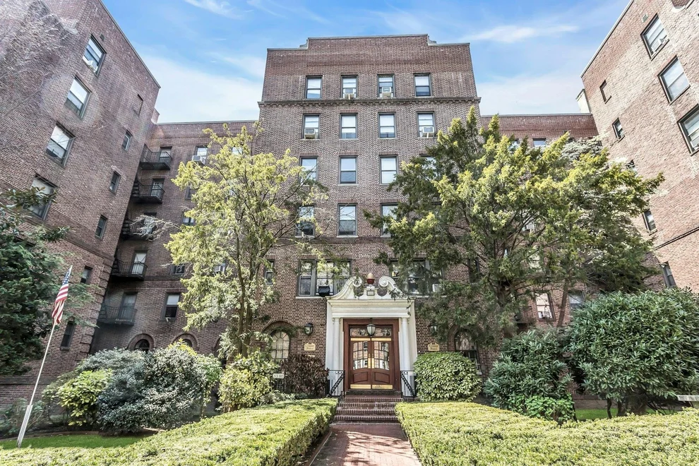 Unit for sale at 83-80 118TH Street, Queens, NY 11415