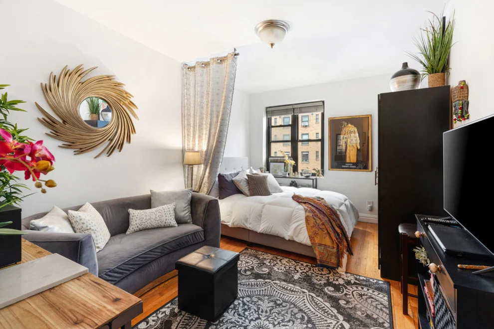 Unit for sale at 312 W 23rd Street, Manhattan, NY 10011