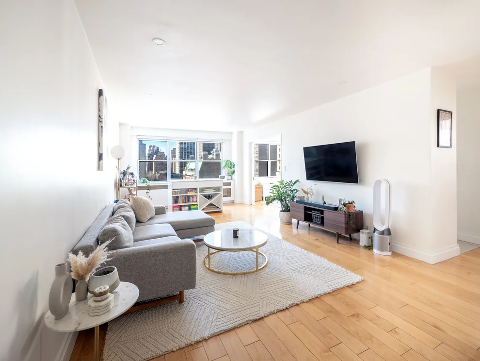 Unit for sale at 300 E 71ST Street, Manhattan, NY 10021