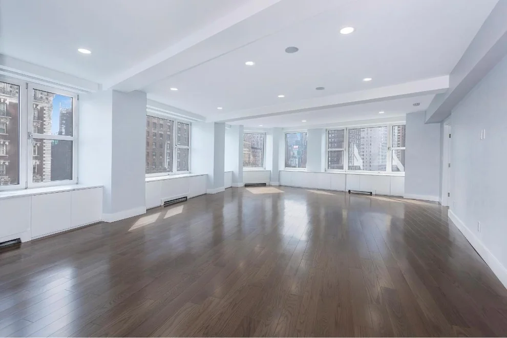 Unit for sale at 2061 BROADWAY, Manhattan, NY 10023