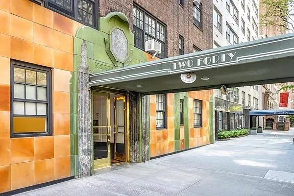 Unit for sale at 240 E 79th Street, Manhattan, NY 10075