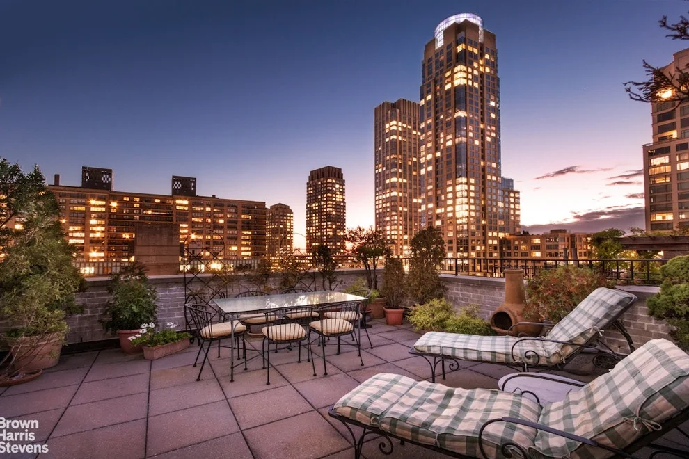 Unit for sale at 310 W 72ND Street, Manhattan, NY 10023