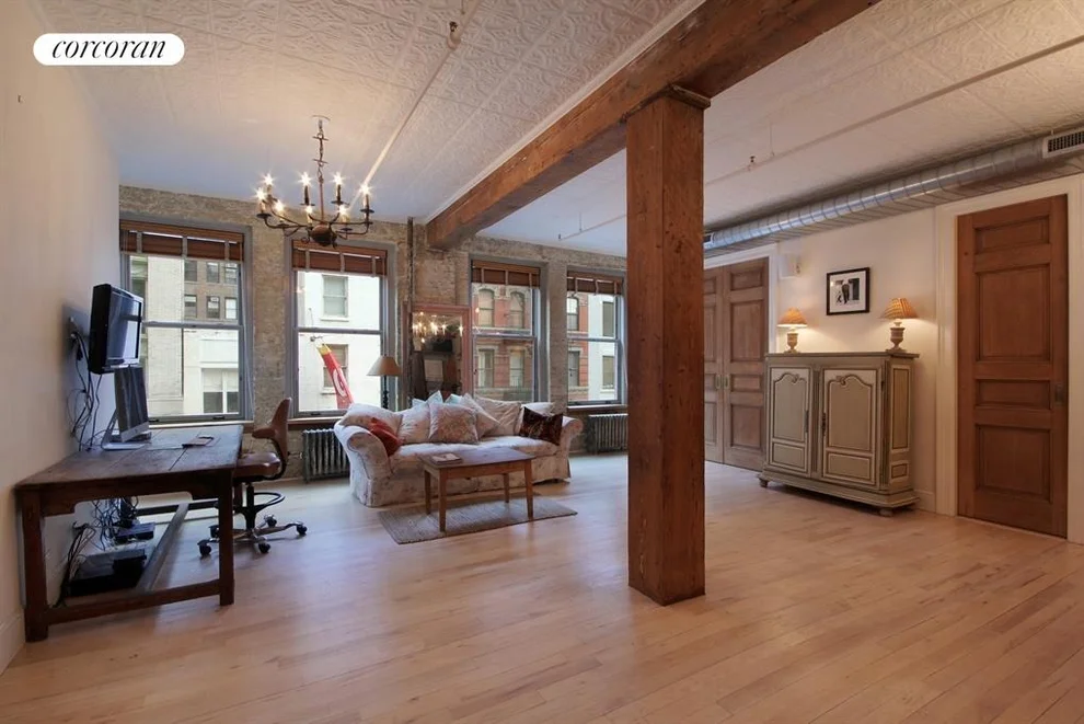 Unit for sale at 136 W 24TH Street, Manhattan, NY 10011