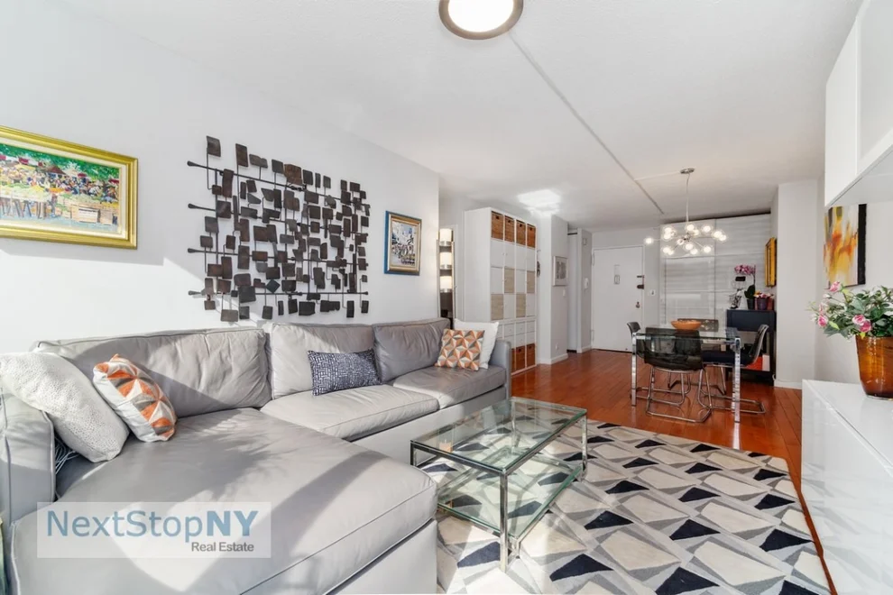 Unit for sale at 245 E 54TH Street, Manhattan, NY 10022