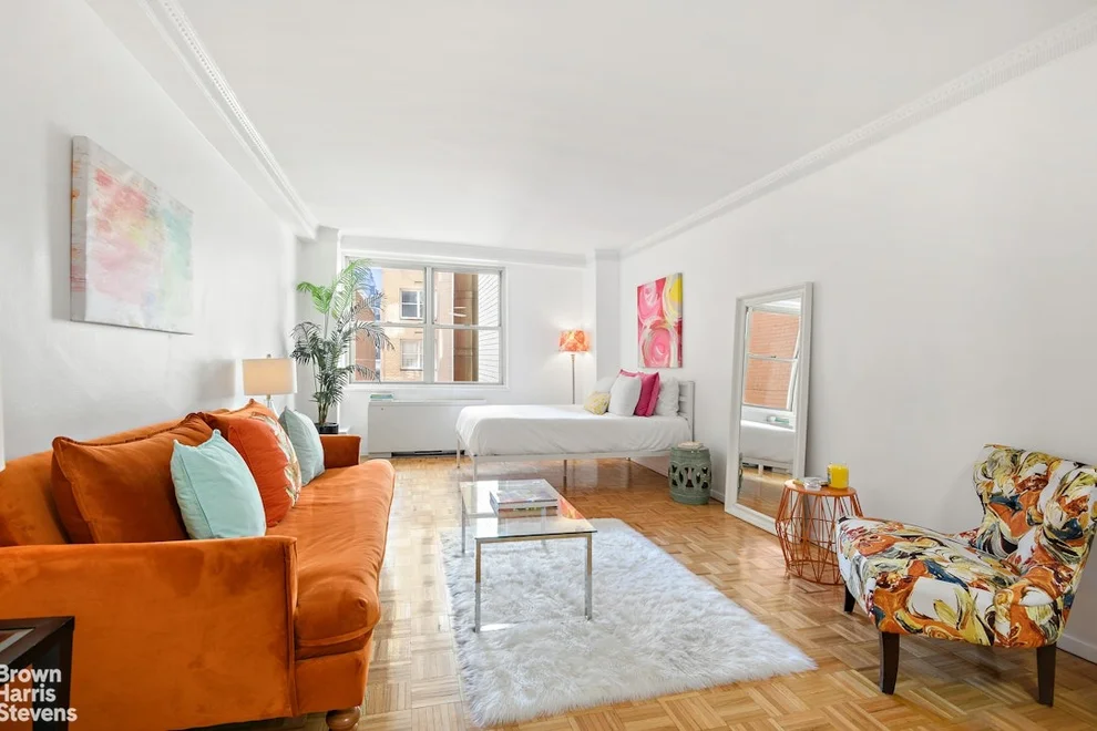 Unit for sale at 520 E 72ND Street, Manhattan, NY 10021