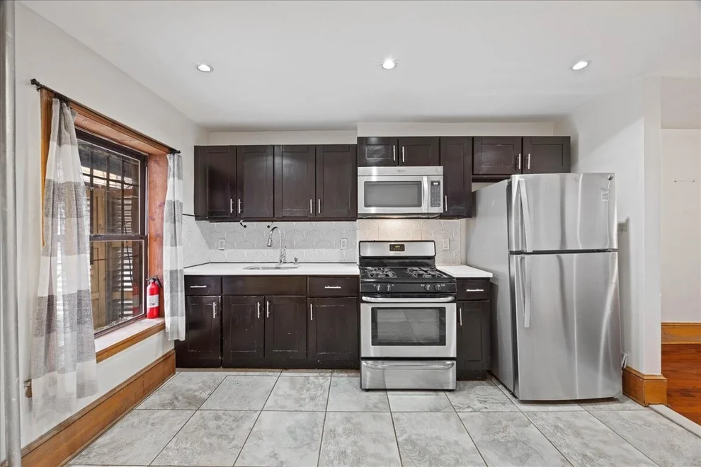 Unit for sale at 554 LEXINGTON Avenue, Brooklyn, NY 11221
