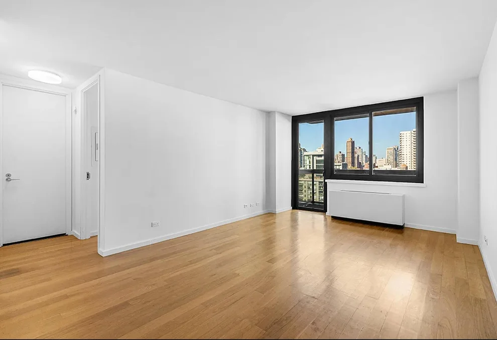 Unit for sale at 515 E 72nd Street, Manhattan, NY 10021