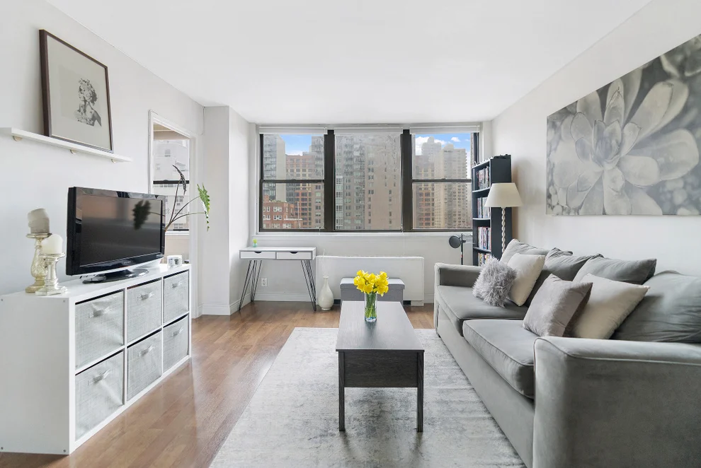 Unit for sale at 225 E 36th Street, Manhattan, NY 10016