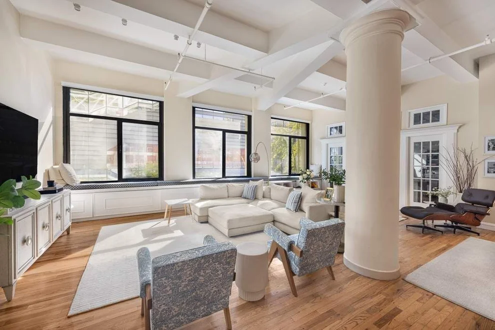 Unit for sale at 74 Fifth Avenue, Manhattan, NY 10011