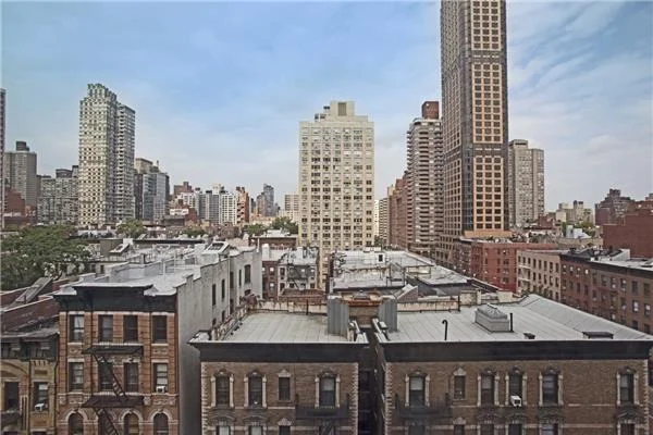 Unit for sale at 350 E 82nd Street, Manhattan, NY 10028