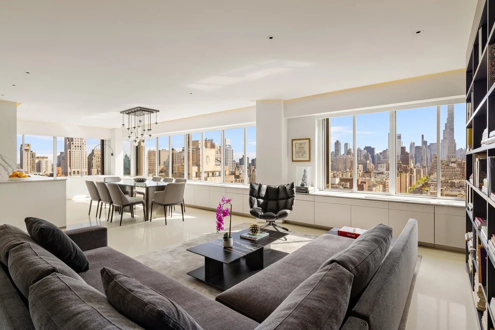 Unit for sale at 900 PARK Avenue, Manhattan, NY 10075