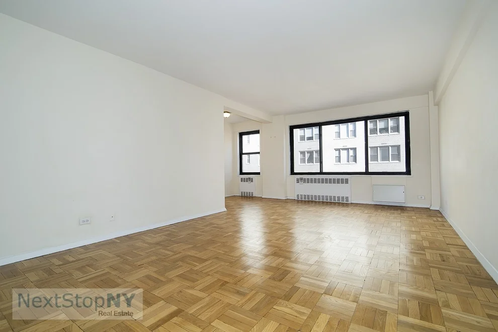 Unit for sale at 200 E 36TH Street, Manhattan, NY 10016