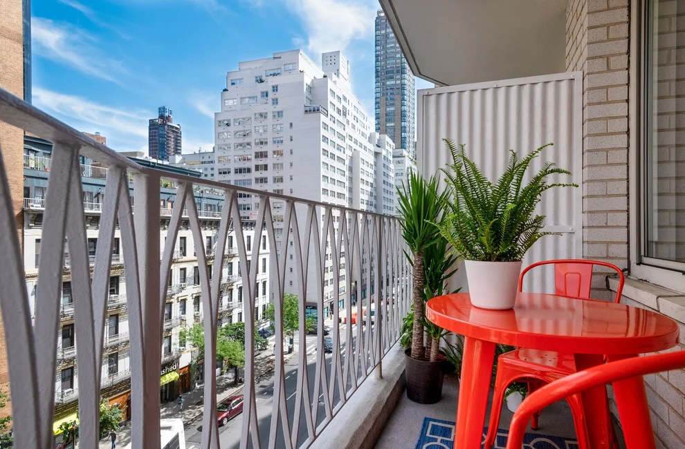 Unit for sale at 1160 3RD Avenue, Manhattan, NY 10065