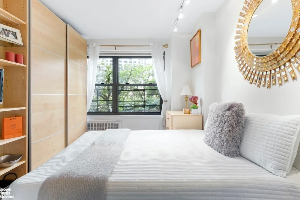 Unit for sale at 165 W END Avenue, Manhattan, NY 10023