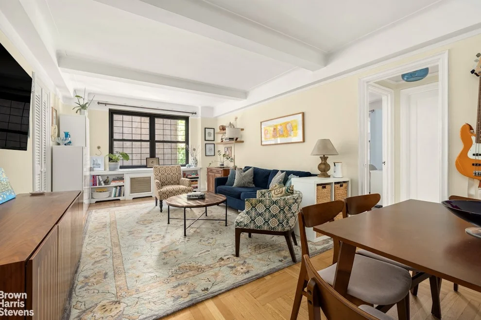 Unit for sale at 245 E 72ND Street, Manhattan, NY 10021