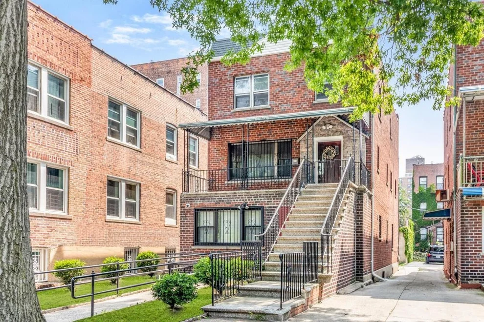 Unit for sale at 2452 BRONX Park E, Bronx, NY 10467