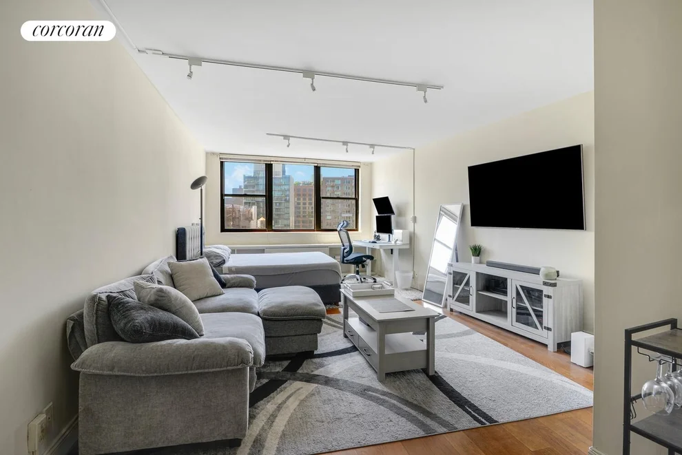 Unit for sale at 225 E 36TH Street, Manhattan, NY 10016