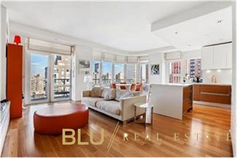 Unit for sale at 555 W 59th Street, Manhattan, NY 10019