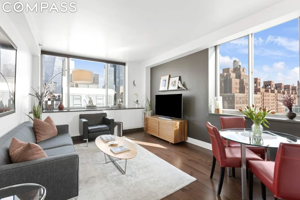 Unit for sale at 520 W 23rd Street, Manhattan, NY 10011