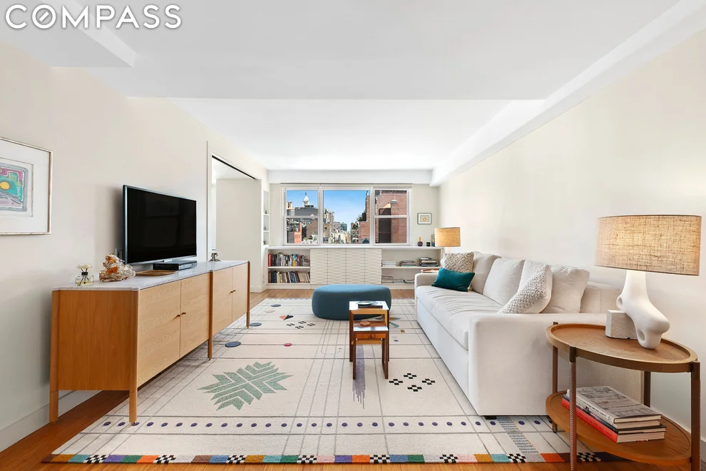 Unit for sale at 101 W 12th Street, Manhattan, NY 10011