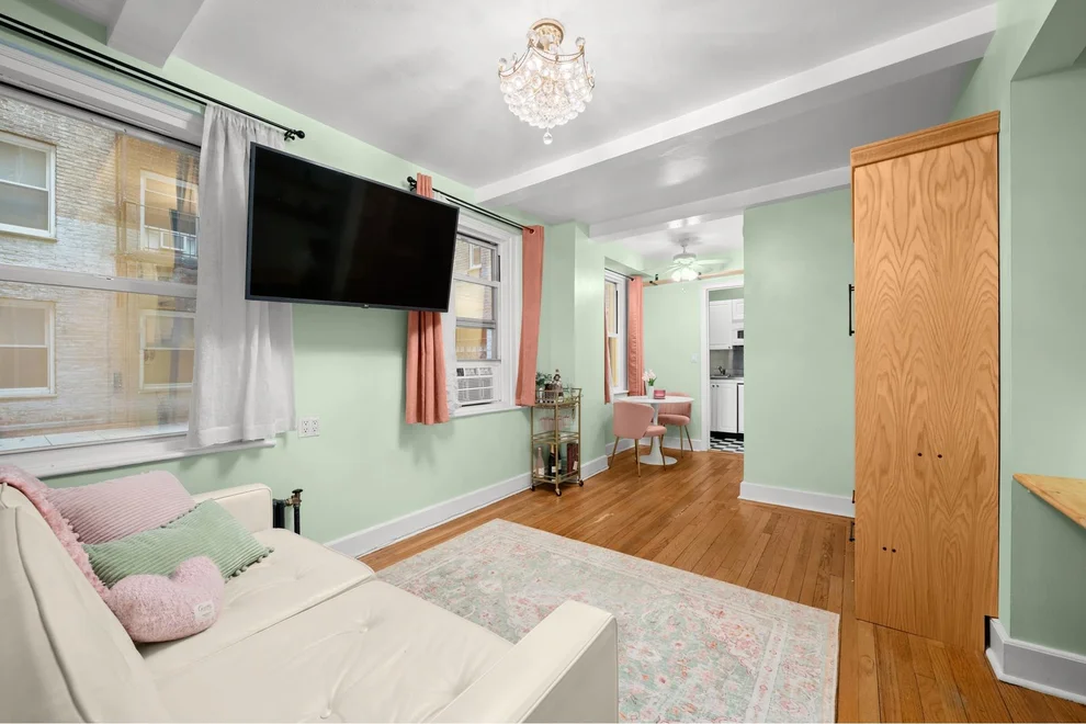 Unit for sale at 321 E 43RD Street, Manhattan, NY 10017