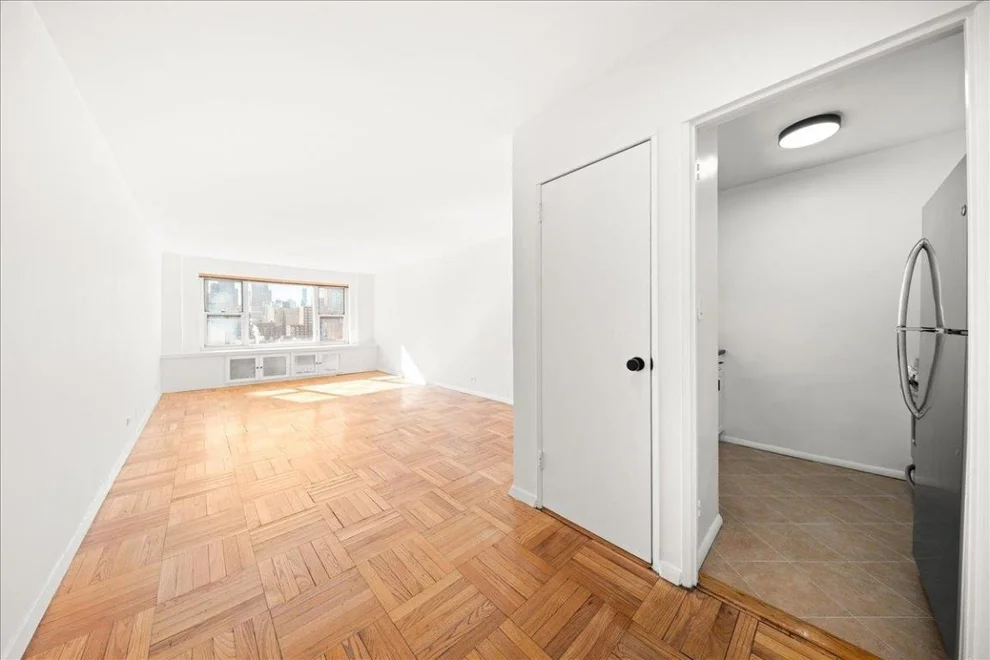 Unit for sale at 440 E 79th Street, Manhattan, NY 10075