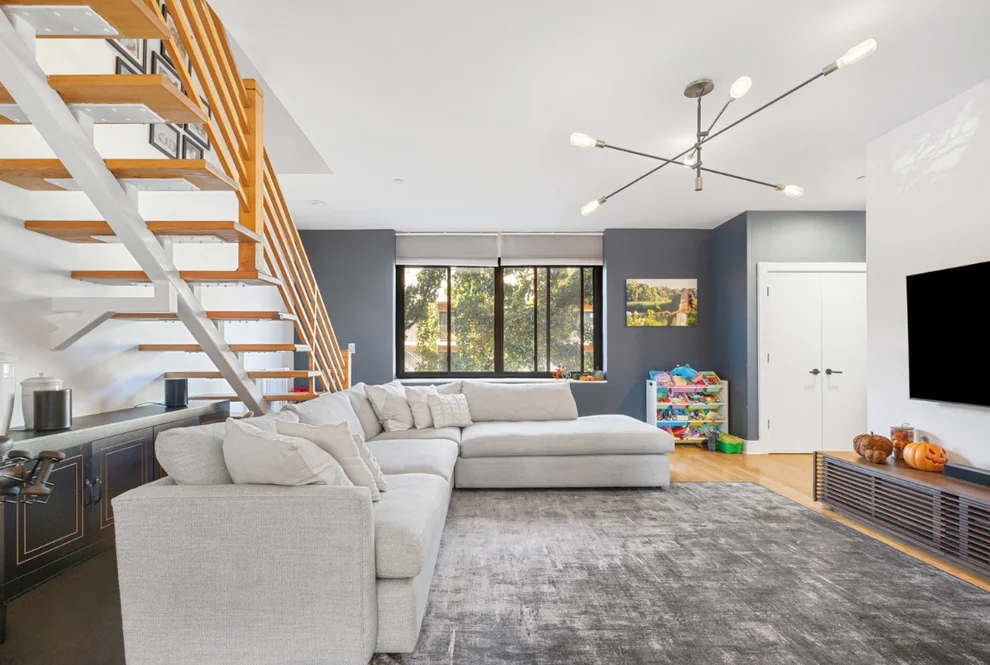 Unit for sale at 270 GREENE Avenue, Brooklyn, NY 11238